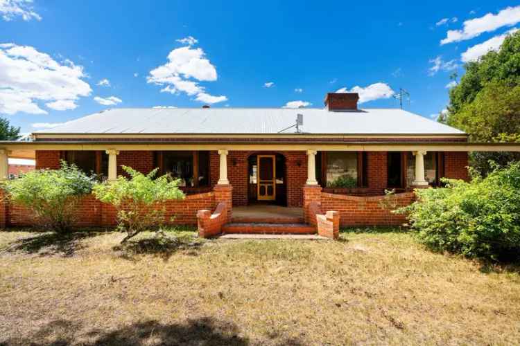 Rural For Sale in Shire of Mount Alexander, Victoria