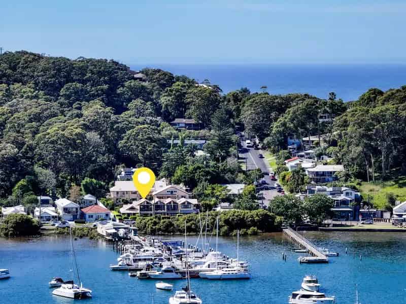Rent Coastal Townhouse in Killcare with Stunning Bay Views