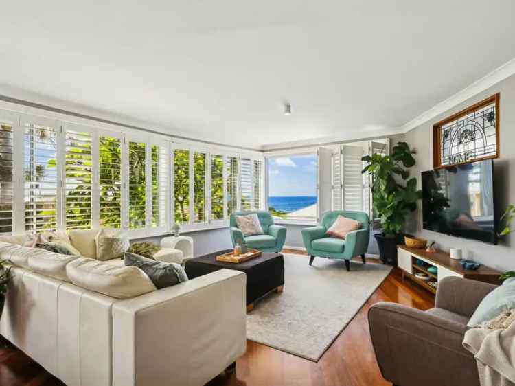 Shelly Beach Ocean View Retreat - 4 Bed, Pool, Dual Access