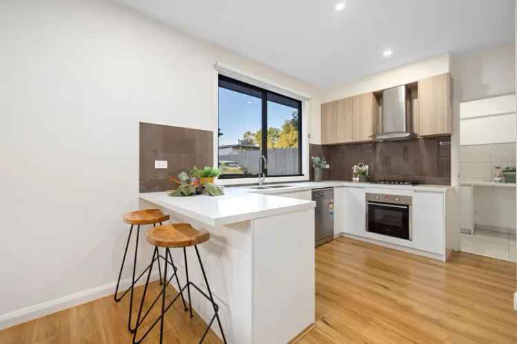 Stylish Modern Townhouse Perfect Start First Home Buyers Investors