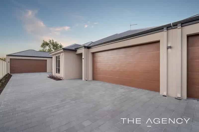 House For Sale - 1/24 Thomas Street, Queens Park WA 6107