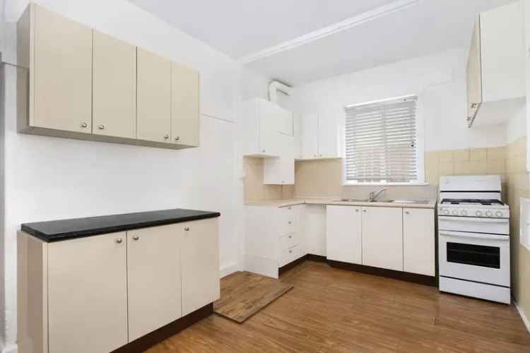 2 rooms apartment of 214 m² in Sydney