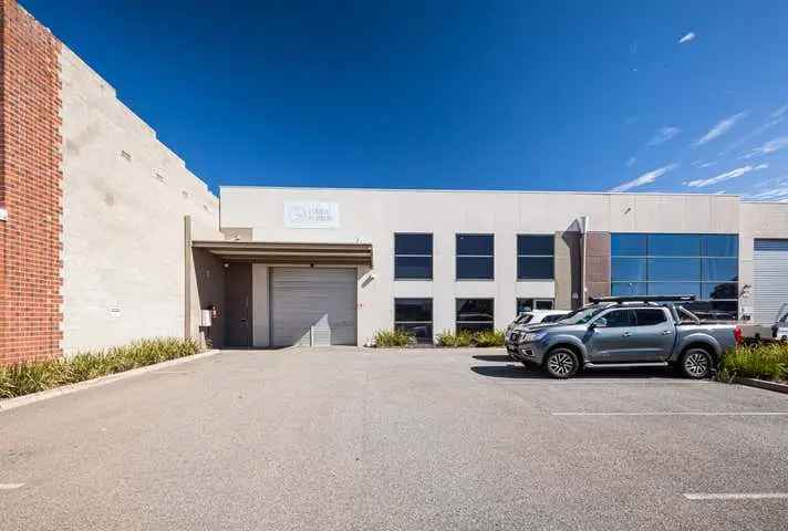 Secure Warehouse with Quality Office