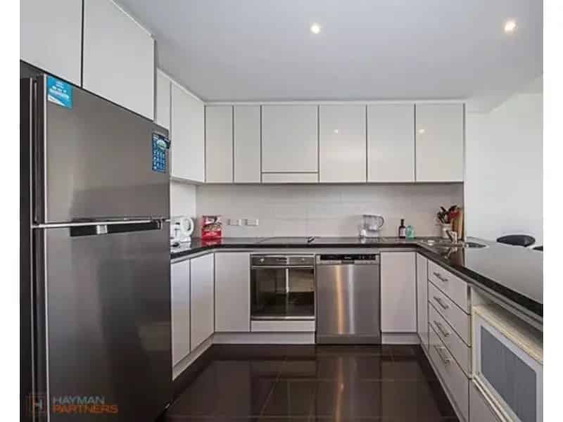 Prime Location 1 Bedroom Apartment For Rent!