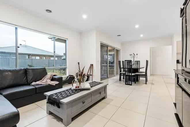 House For Rent , 18, Galway Drive, Ballarat, Victoria