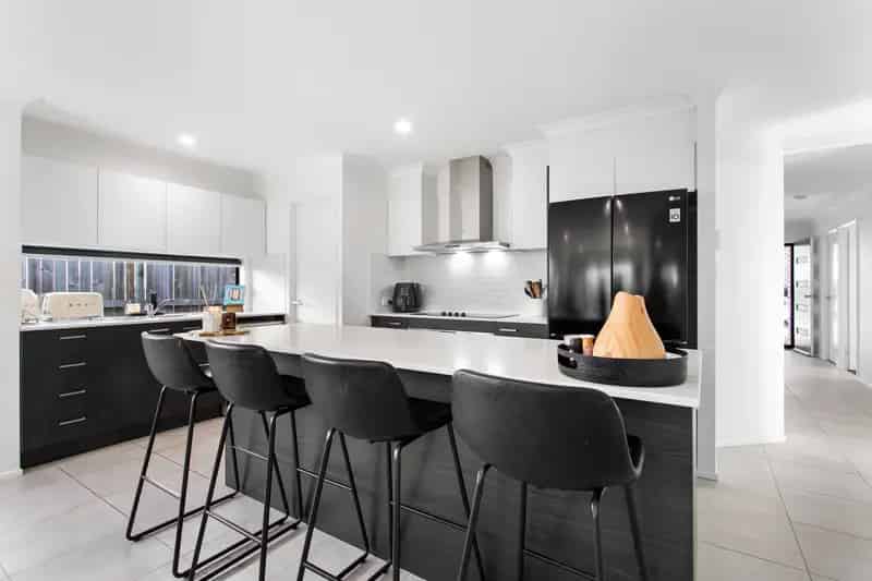 Contemporary Four Bedroom Residence