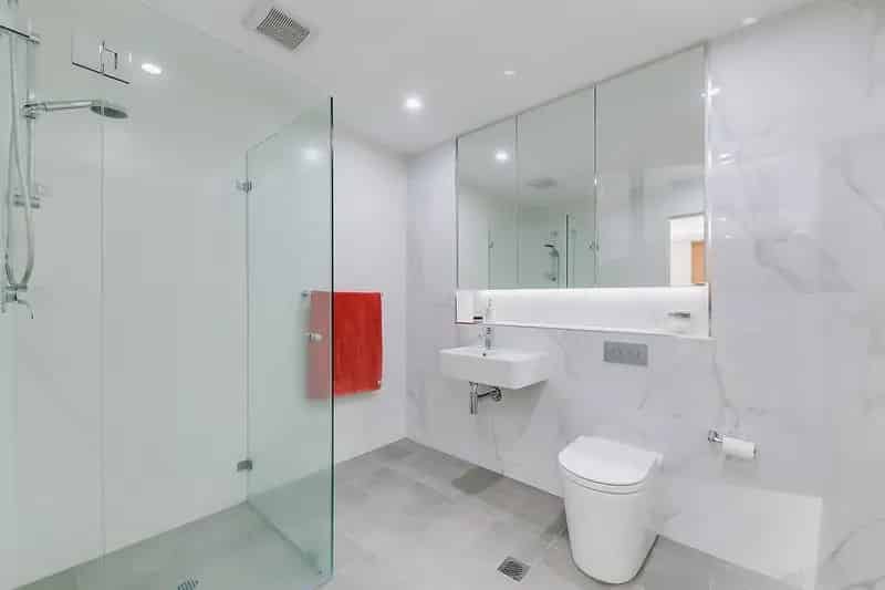 For Lease One Bedroom Apartment in Beecroft with Contemporary Features
