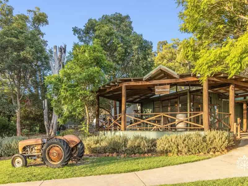 House For Sale , 51, Carmel Road, City Of Kalamunda, Western Australia