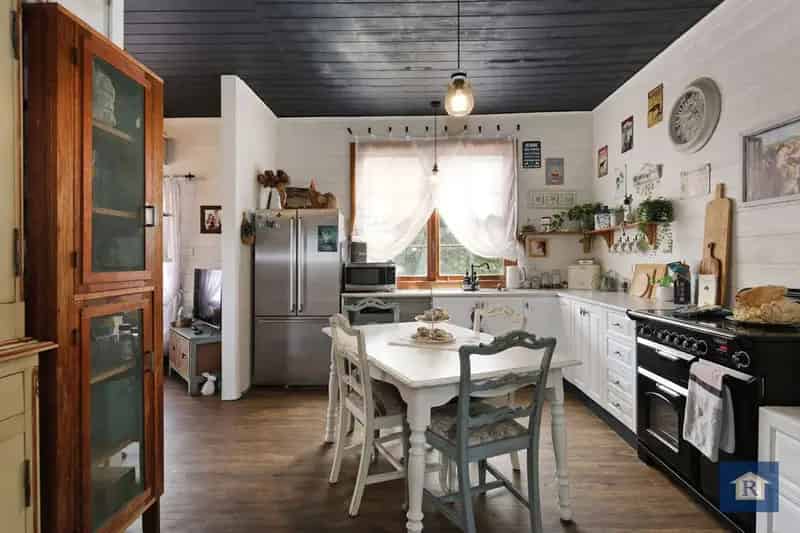 Buy rural property cottage-style home in Pirron Yallock with acreage