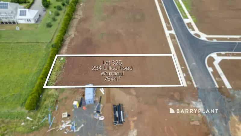 Build Your Dream Home on 754m2
