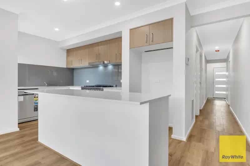 Stunning Brand New Home - Modern Living Awaits!