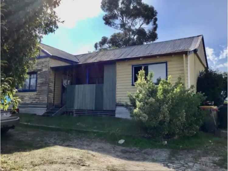 House For Sale in Collie, Western Australia