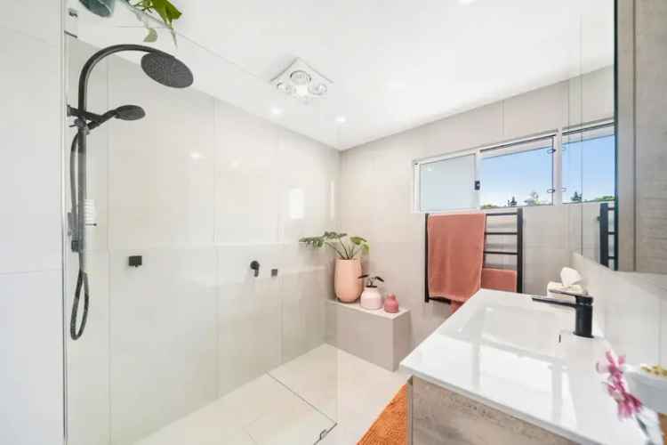 House For Sale in 19, St Conel Street, Brisbane City, Queensland