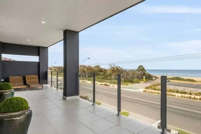 Apartment For Sale , 187-187C, Beach Road, Melbourne, Victoria