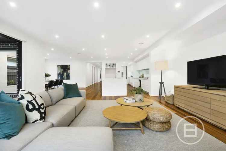 House For Sale in Melbourne, Victoria