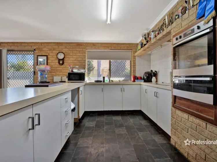 House For Rent in Geraldton, Western Australia