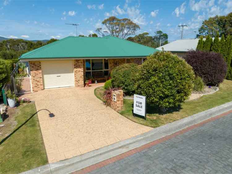 Villa For Sale in St Helens, Tasmania