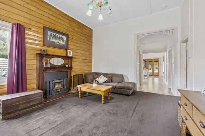 House For Sale , 26, Maroondah Highway, Alexandra, Victoria