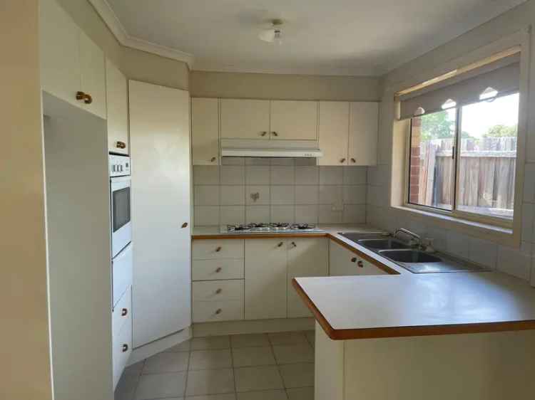 2 Bedroom Unit in Family Friendly Location