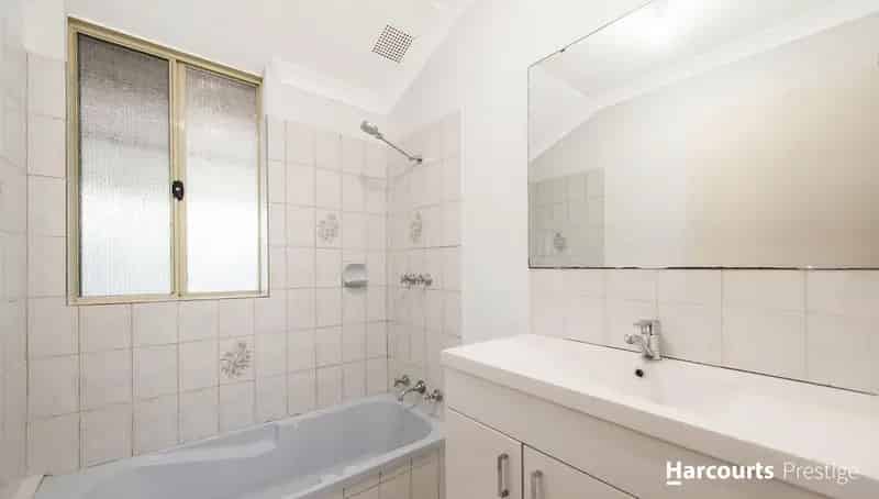 Spacious 4x2 Family Home in Convenient Location!