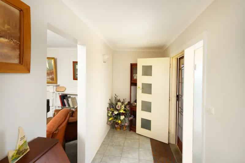 Tranquil Living with Golf Course Views