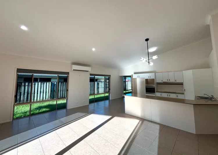 Highset Ceilings and Open Plan Living - Welcome to 34 Whitehaven Drive, Blacks Beach