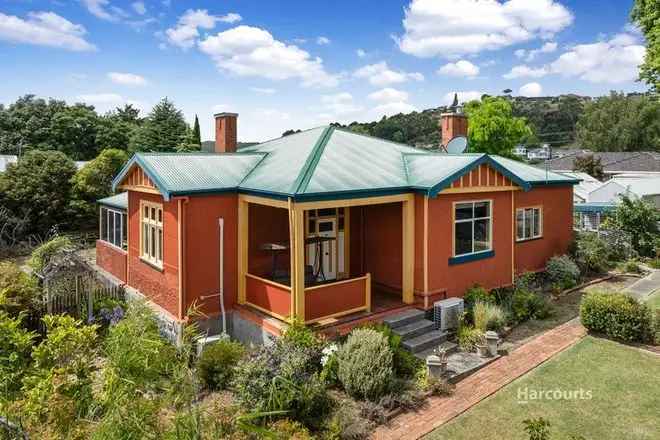 House For Sale in 18, Stanley Street, Ulverstone, Tasmania