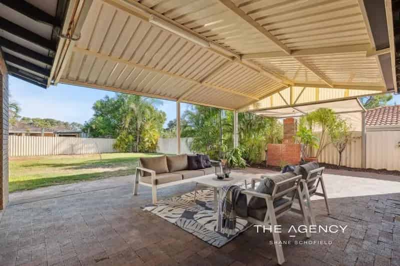 House For Sale - 18 Crossway, Swan View WA 6056