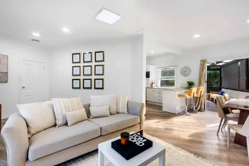 Real Estate For Sale - 514 Warringah Road - Frenchs Forest , NSW