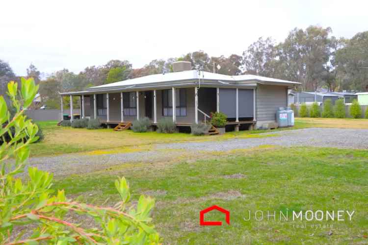 3 Bedroom Home with Off-Grid Solar and Tesla Battery Bank