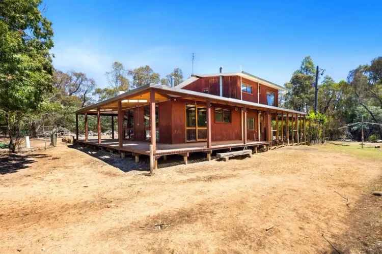 House For Sale in Shire of Central Goldfields, Victoria