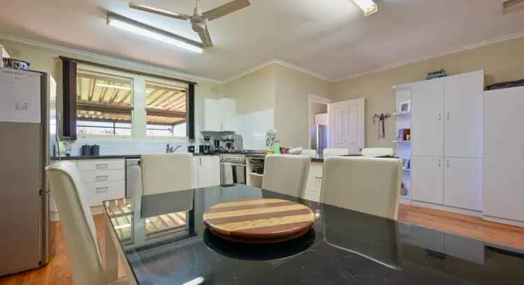 Spacious 5 Bedroom Family Home Whyalla