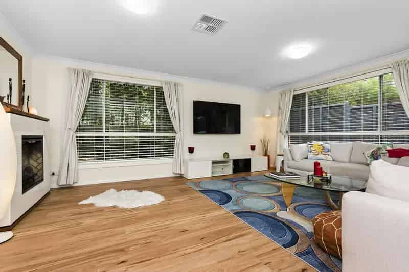 Lease Spacious Family Home with Pool in Berowra Heights