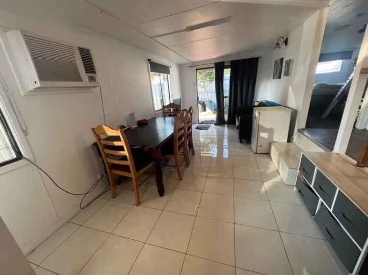 Rent Caravan Style Apartment in Boyne River Tourist Park with Air Conditioning