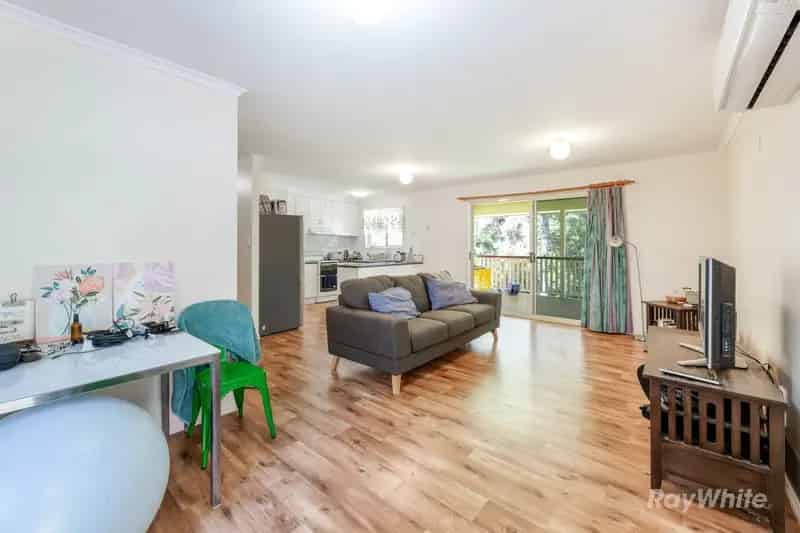 "Dual-Income Investment Opportunity - Heart of Mount Perry"
