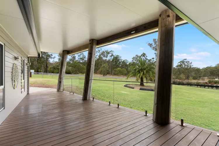 Spacious Family Haven to Buy in Woodhill with Pool and Shed