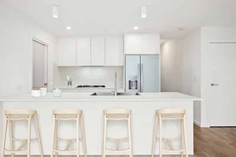 For Lease: Stunning 5-Bedroom Duplex in Badagarang - $750/week