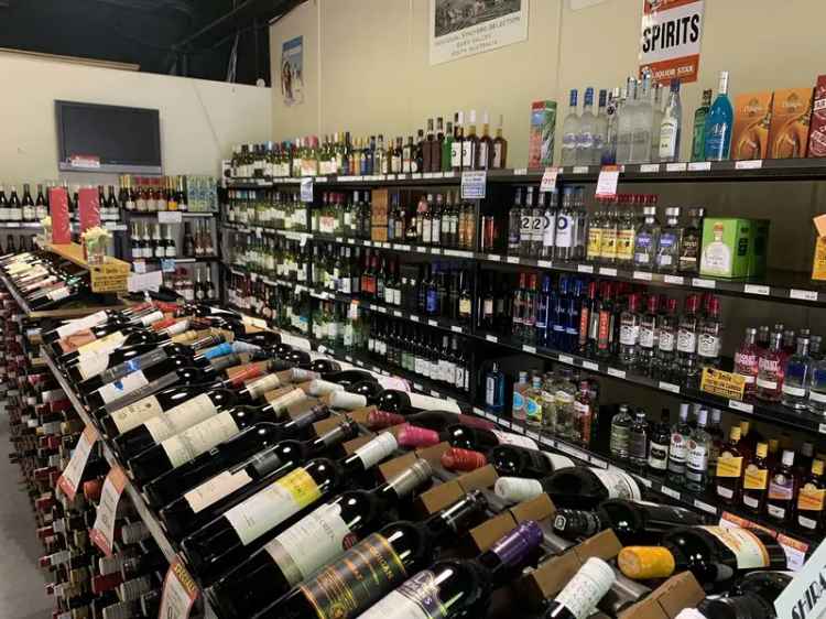 LIQUOR STORE FOR SALE - EASTERN SUBURBS