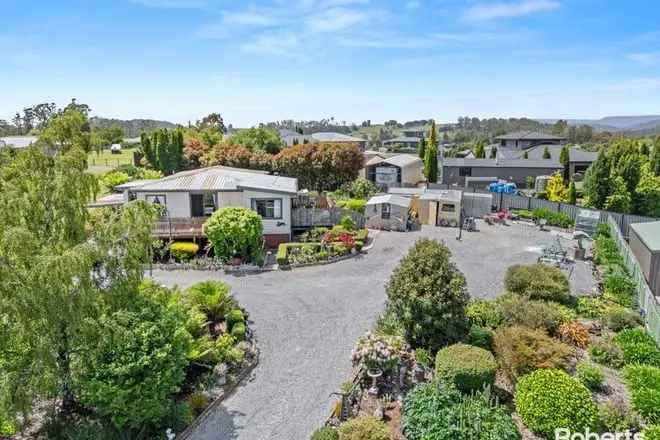 House For Sale in Sheffield, Tasmania