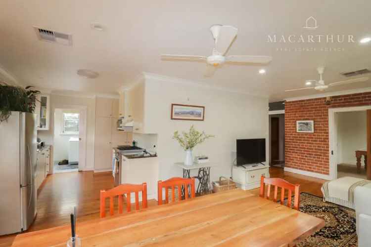 House For Rent in Wagga Wagga City Council, New South Wales