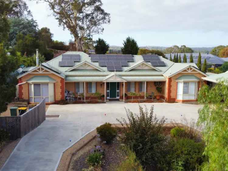 Buy House in Mount Barker with 5 Bedrooms and Spacious Layout