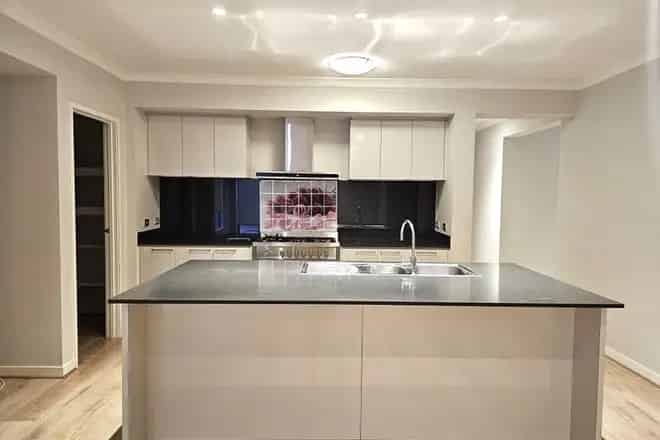 House For Rent , 9, Elsternwick Street, Melbourne, Victoria