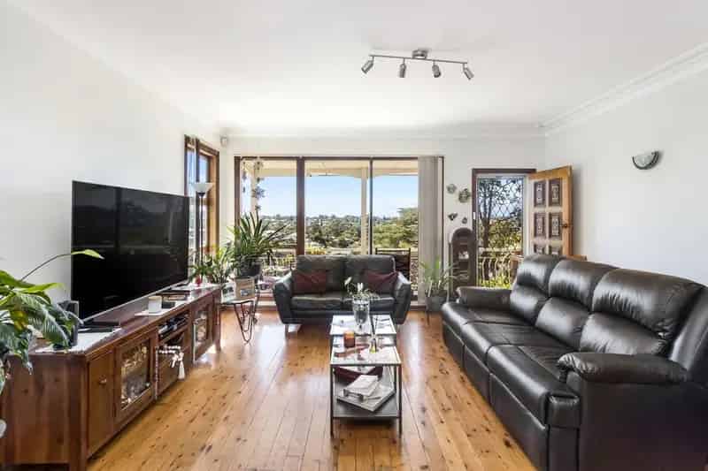 House For Sale - 21 Cranford Lane, Figtree NSW 2525
