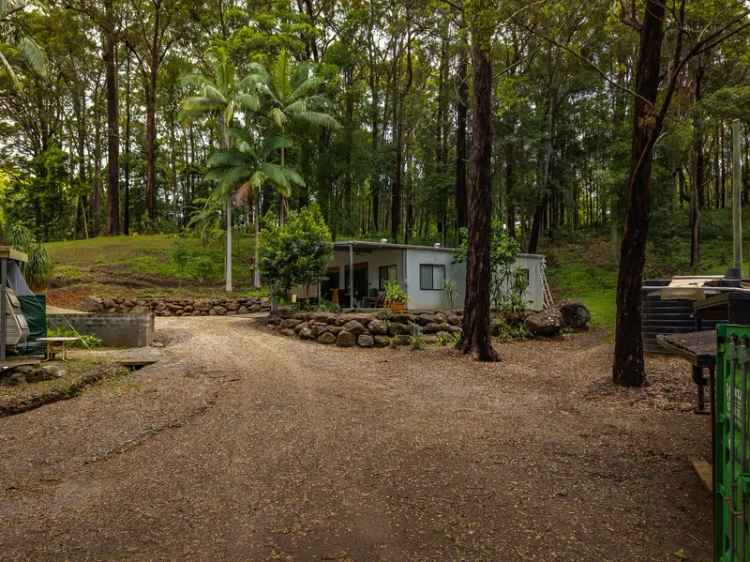 Buy Land in Currumbin Valley with a 2 Bedroom Residence and Scenic Features