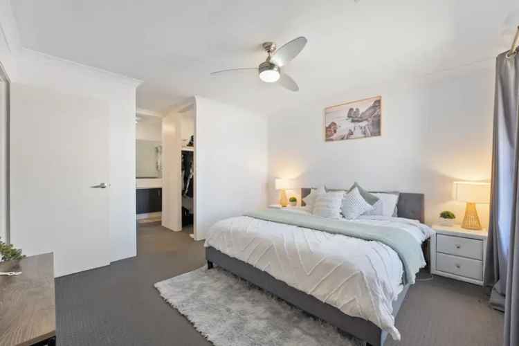 4x2 Baldivis Home - Low Maintenance - Close to Amenities