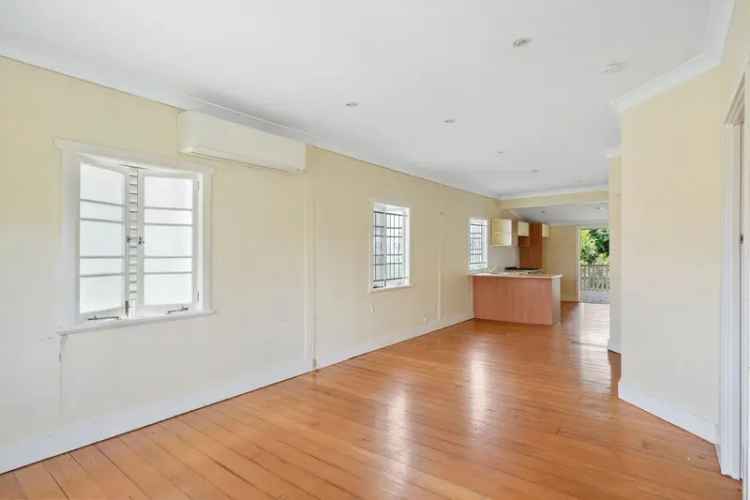 Wavell Heights - Prime Location with 3 R's, Renovate, Rebuild, Rent