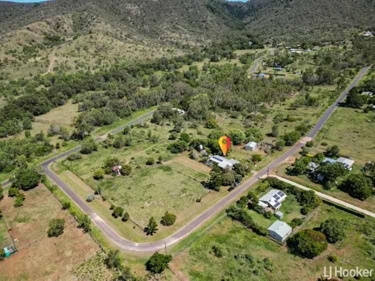 6.35 Acre Family Home with Cattle Yards and Shed