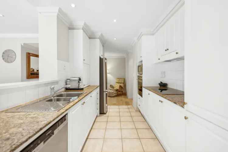 Adelaide East End Luxury Apartment 3 Bedrooms Private Terrace