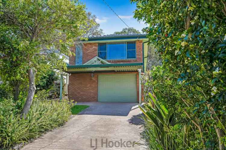 Buy House Wangi Wangi Peaceful Waterfront Lifestyle with Lake Views