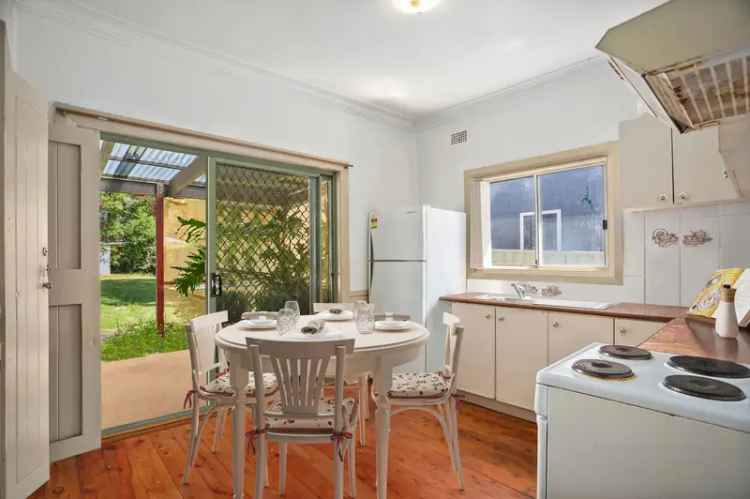 2 Bed House Tarrawanna NSW - Escarpment Views - 6 Month Lease